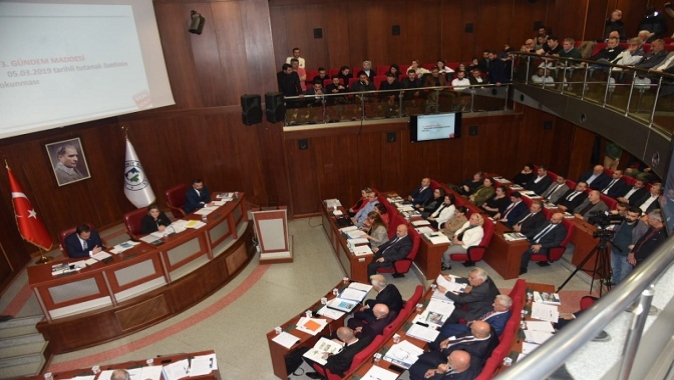 İzmit’te yeni dönemin ilk meclisi yapıldı